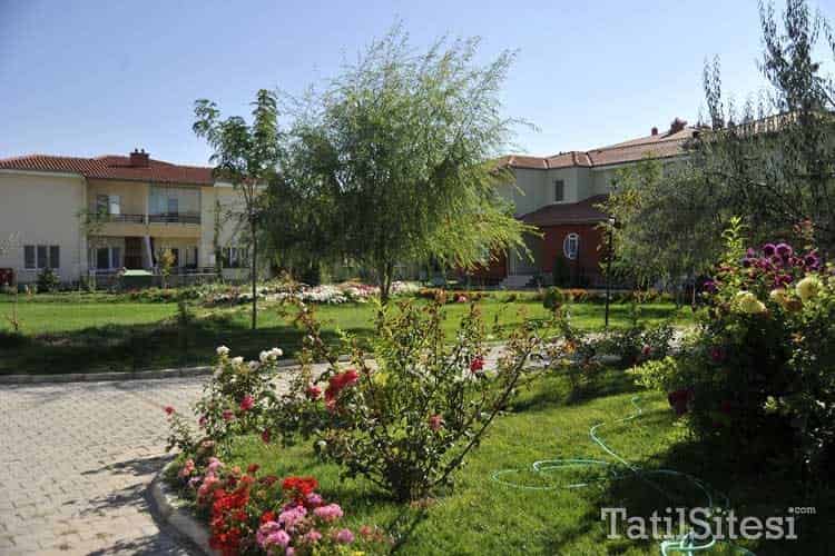 Dündar Termal Villa Otel